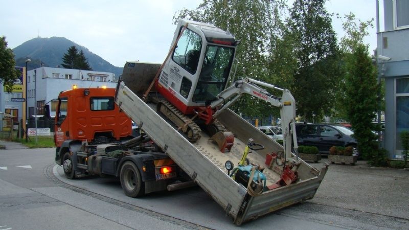 Baumaschinen