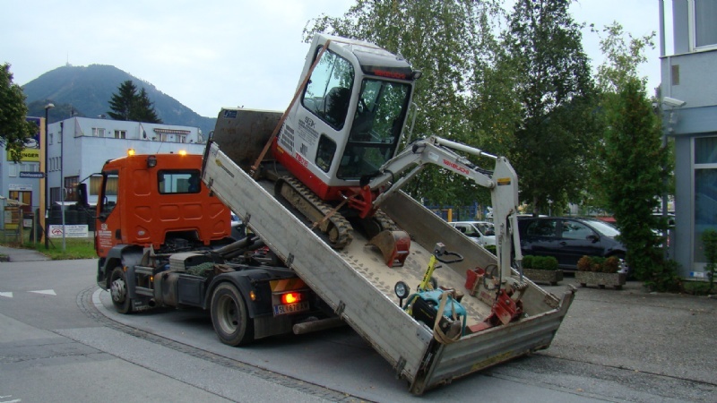 Baumaschinen